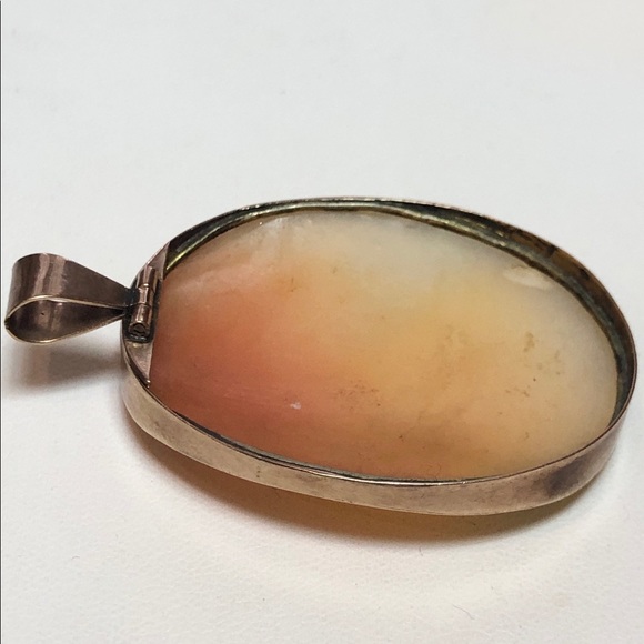 Gold Filled Antique Estate Shell Cameo Pendant - Picture 8 of 12